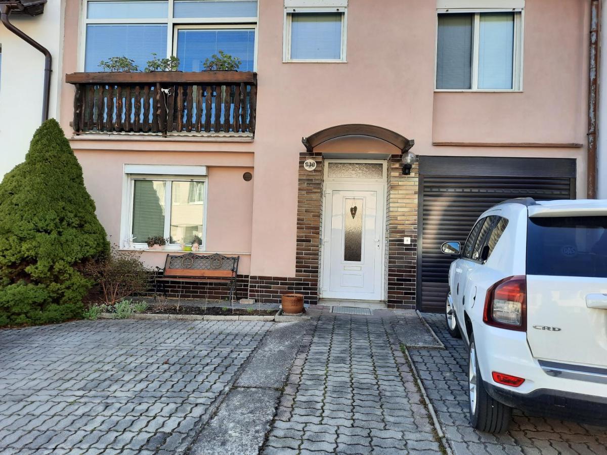 Apartman Polni 930 Appartement Hluboká nad Vltavou Buitenkant foto